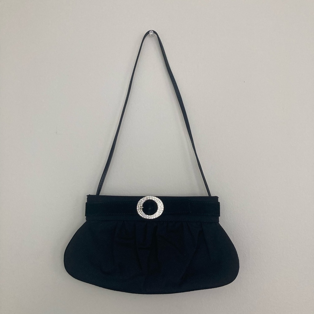 Black shoulder bag